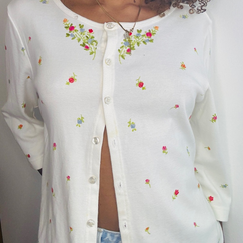 White embroidered cardigan with floral